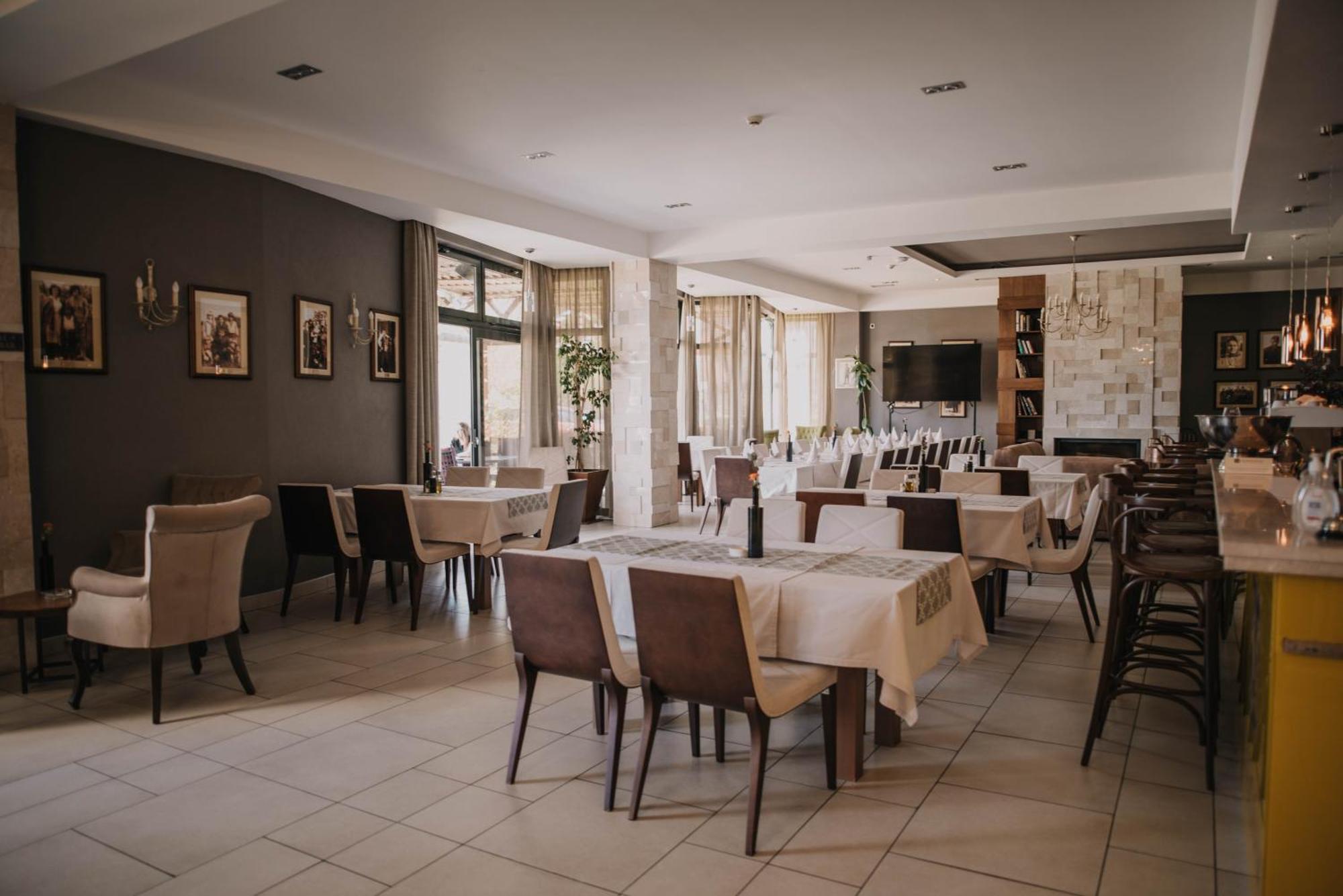 Hotel & Distillery Monogram Gradac  Dış mekan fotoğraf