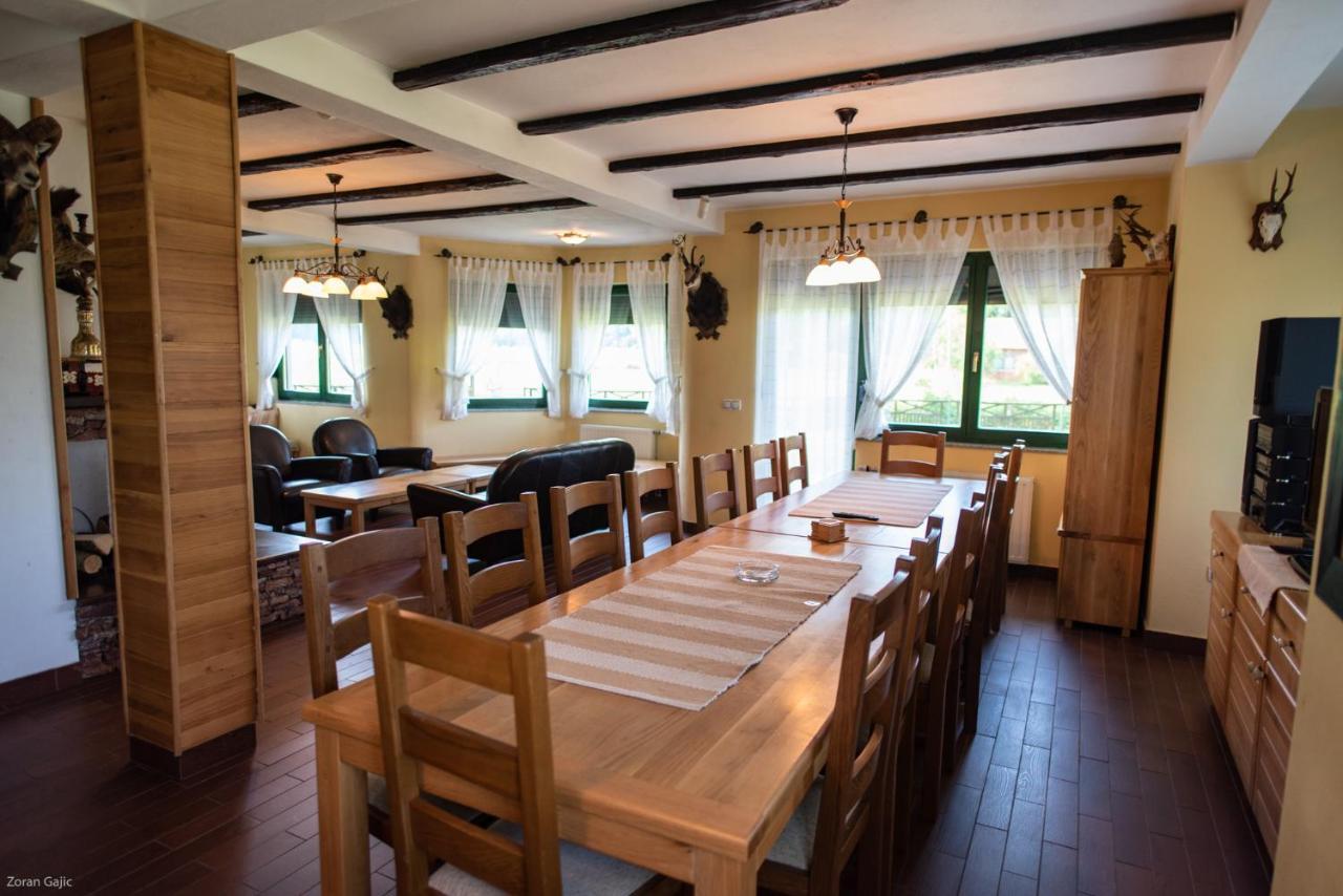 Hotel & Distillery Monogram Gradac  Dış mekan fotoğraf